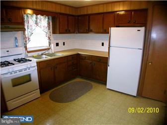 6911 Bay Road Frederica, DE 19946 - Photo 6 of 12 Kitchen