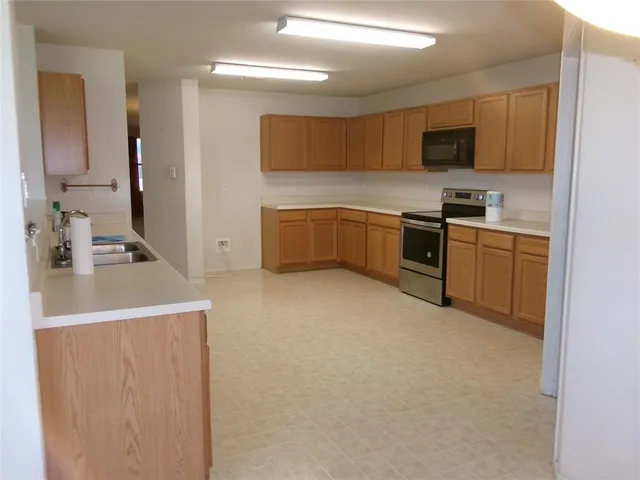 $399,900 | 525 Butch Cassidy Drive, Anna, TX 75409