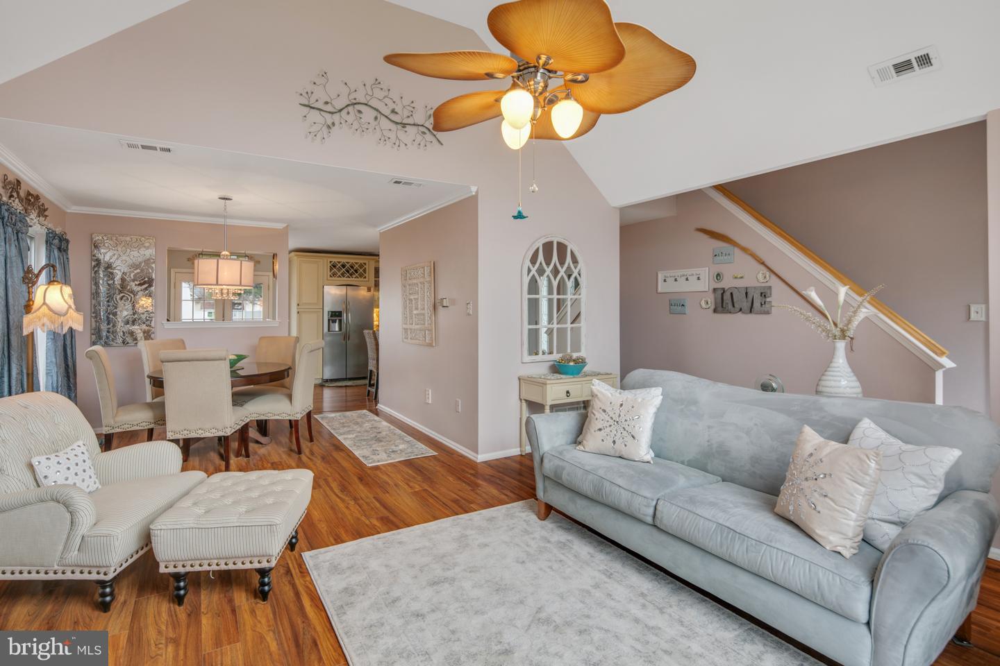 2033 Colonial Drive Croydon, PA 19021 - Photo 6 of 30 Living Room