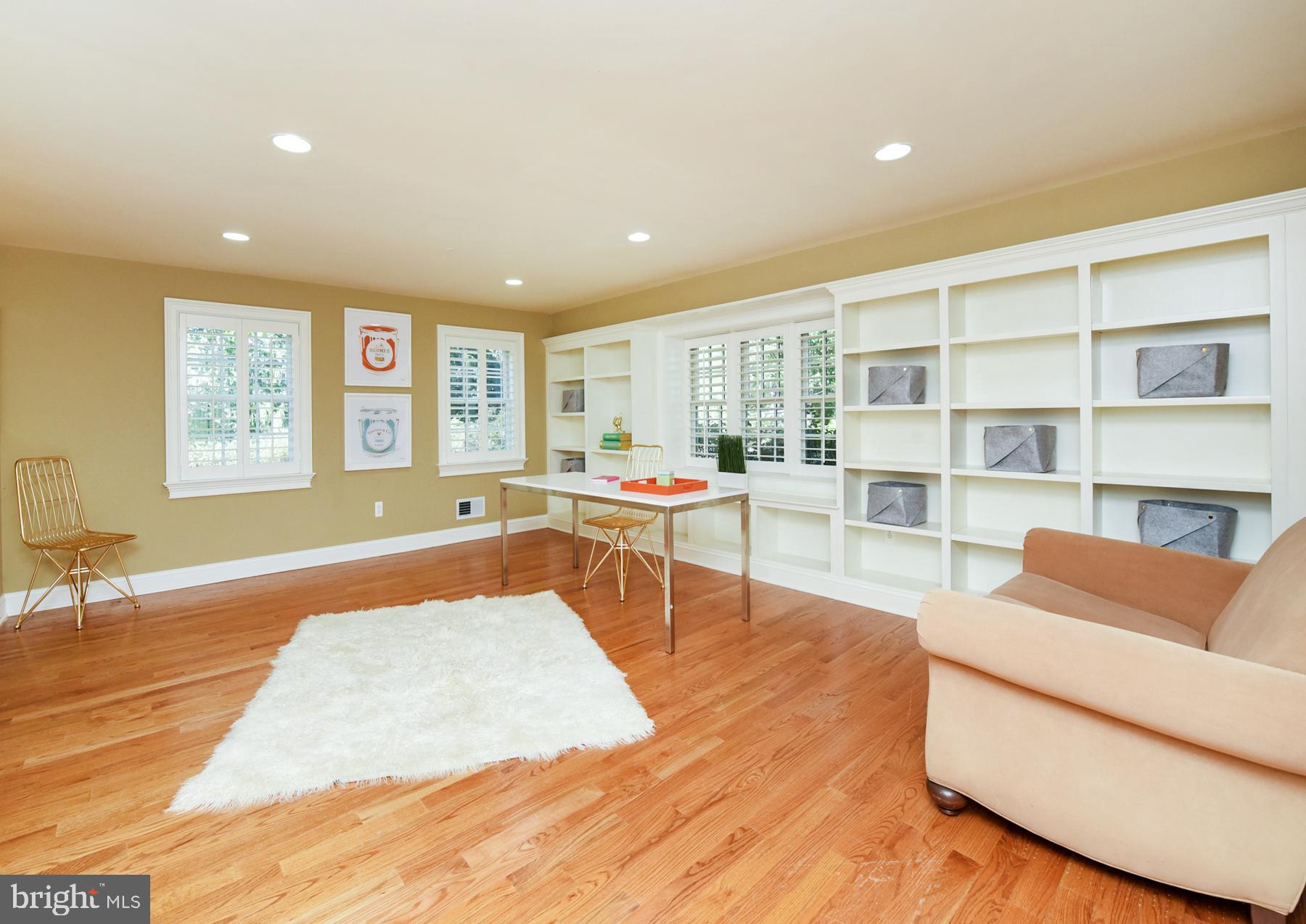 154 Province Line Road Skillman, NJ 08558 - Photo 31 of 42 Game room or office