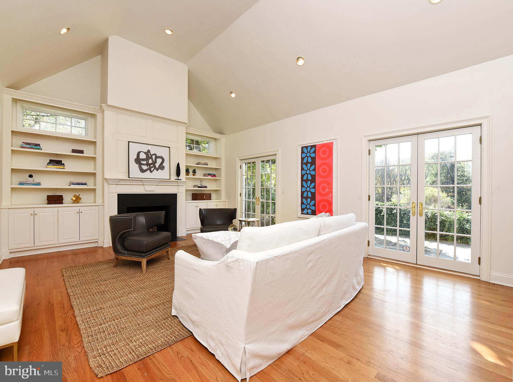 154 Province Line Road Skillman, NJ 08558 - Photo 7 of 42