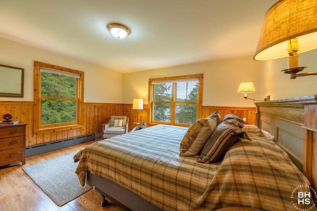 8 Pinehurst Road Saranac Lake, NY 12983 - Photo 79 of 109 HistoricHomeOnLowerSaranacLake_GH_Bedroo