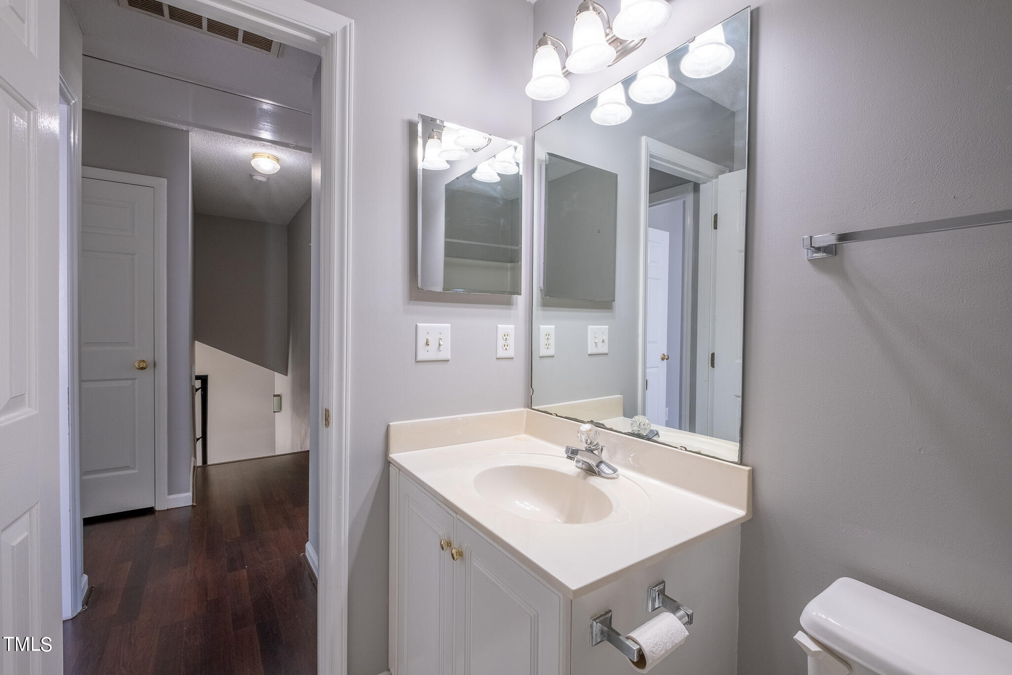 5316 Denmead Way Raleigh, NC 27613 - Photo 25 of 30 DSCF0189-HDR