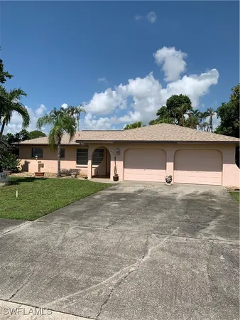 $249,000 | 4709 Vinsetta Avenue, North Fort Myers, FL 33903