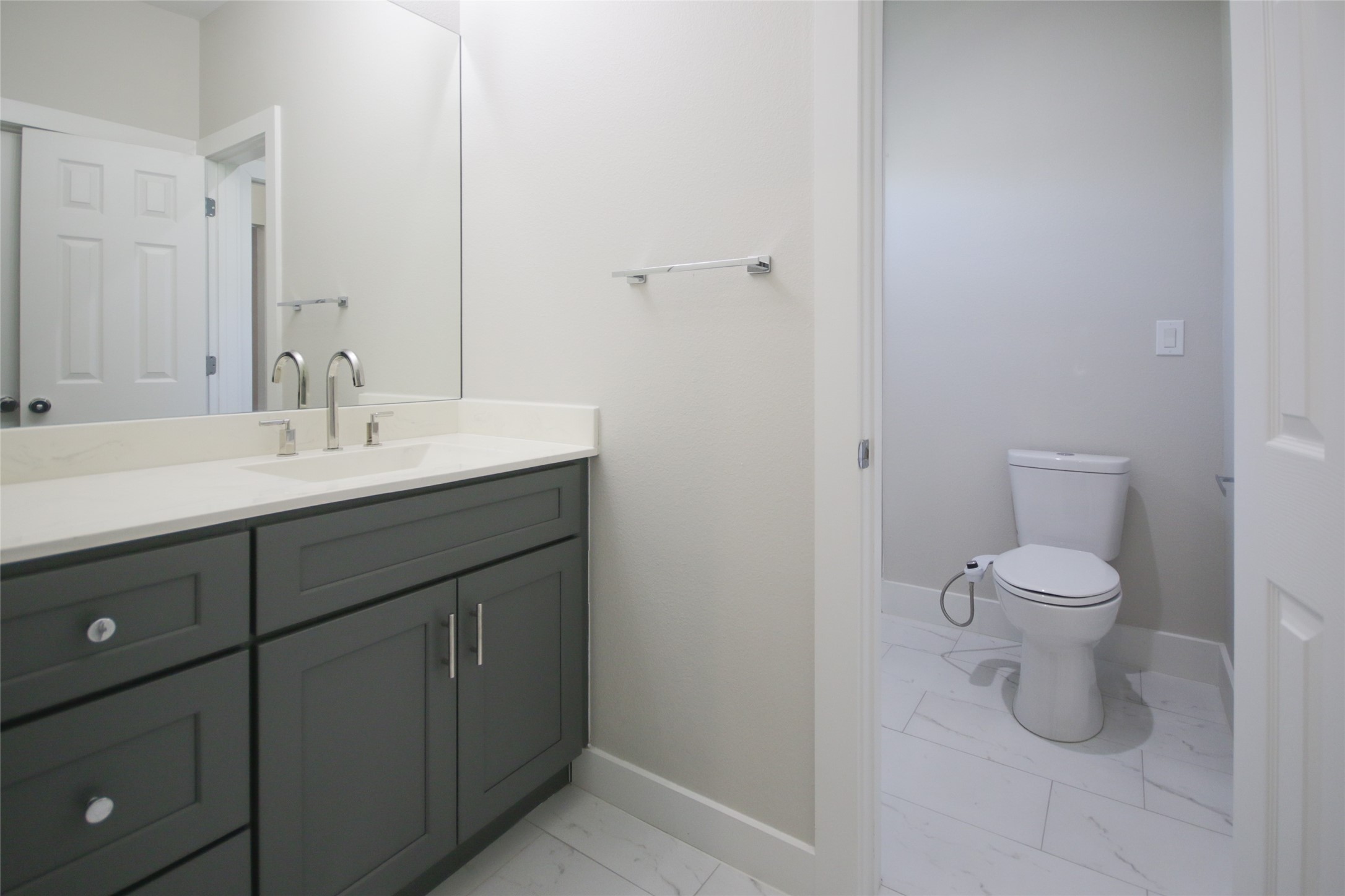 5113 Hershe Street, Unit B Houston, TX 77020 - Photo 21 of 44