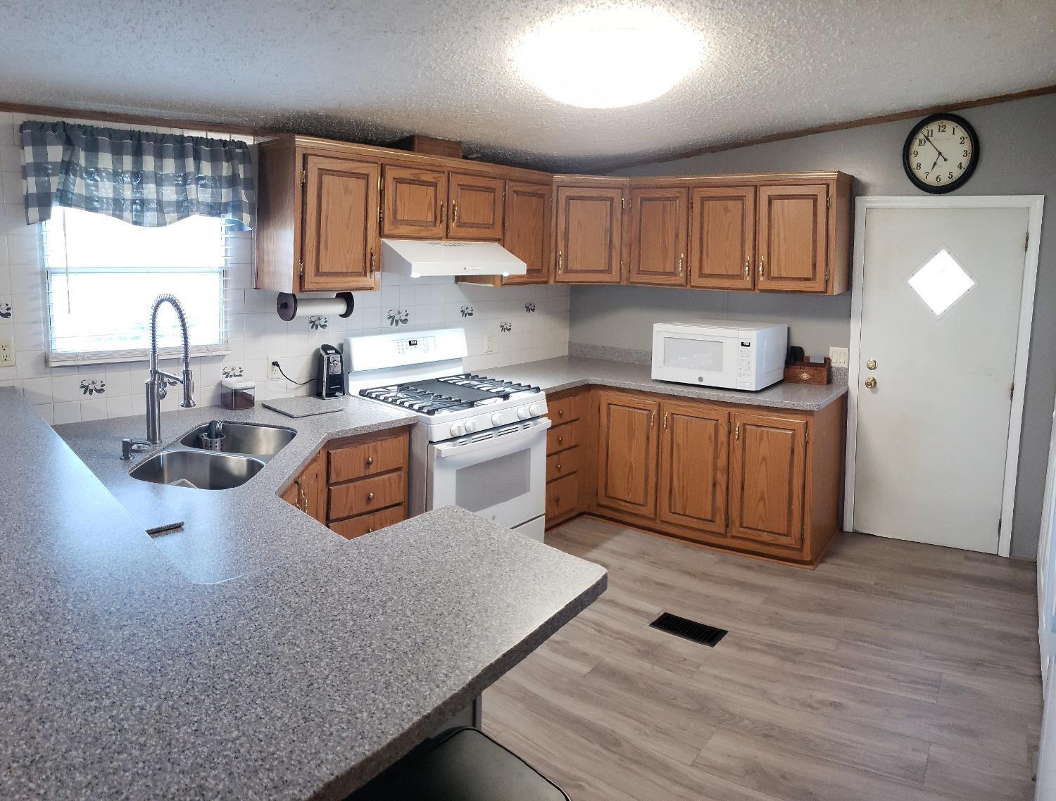 11651 Colthar Road Bethel, OH 45106 - Photo 2 of 14 Gallery Image 2