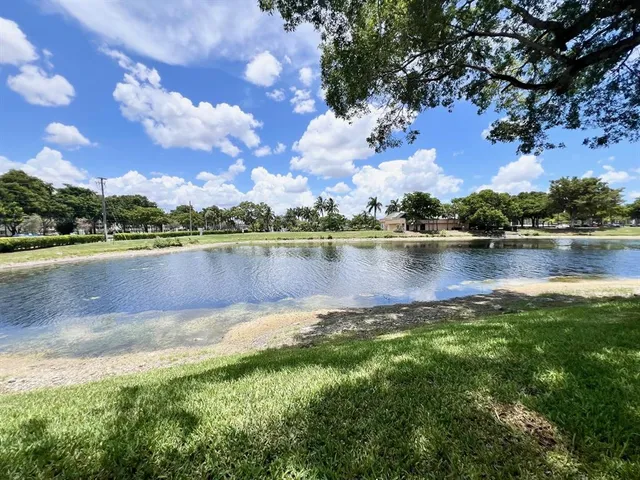 $190,000 | 9999 North Belfort Circle, Unit 101, Tamarac, FL 33321