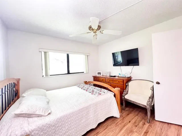 $190,000 | 9999 North Belfort Circle, Unit 101, Tamarac, FL 33321