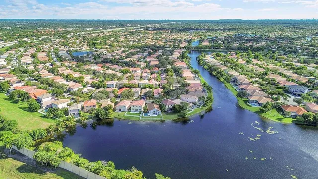 $649,999 | 5305 Northwest 126th Drive, Coral Springs, FL 33076