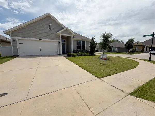 $2,195 | 9000 HUXLEY Drive, Providence Village, TX 76227