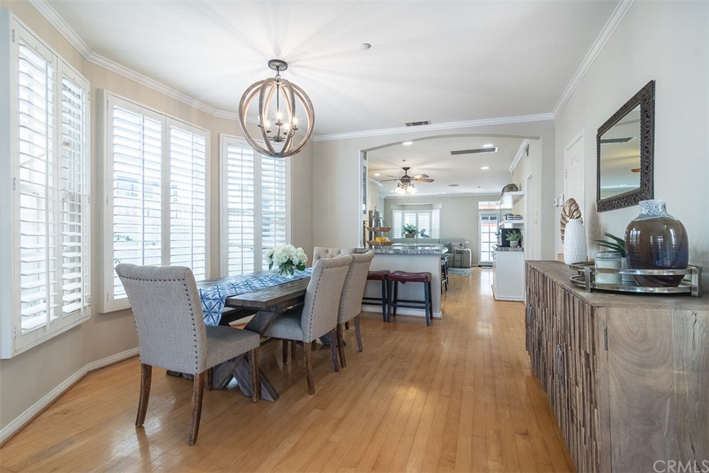 252 6th Street Seal Beach, CA 90740 - Photo 6 of 22