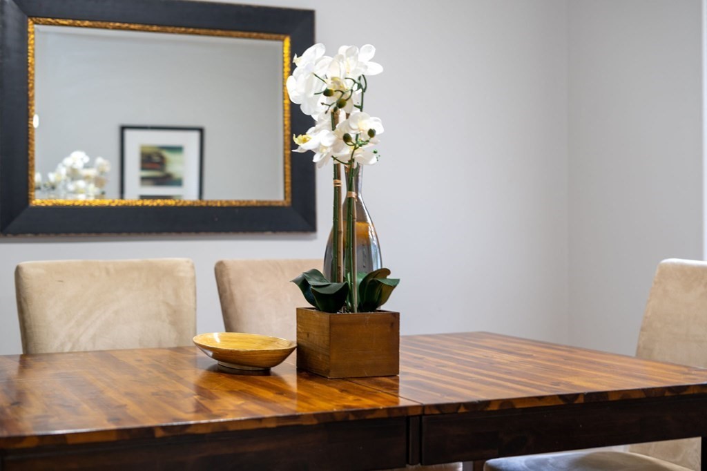 35 Old Village Road Sturbridge, MA 01566 - Photo 15 of 39 a view of table and chair
