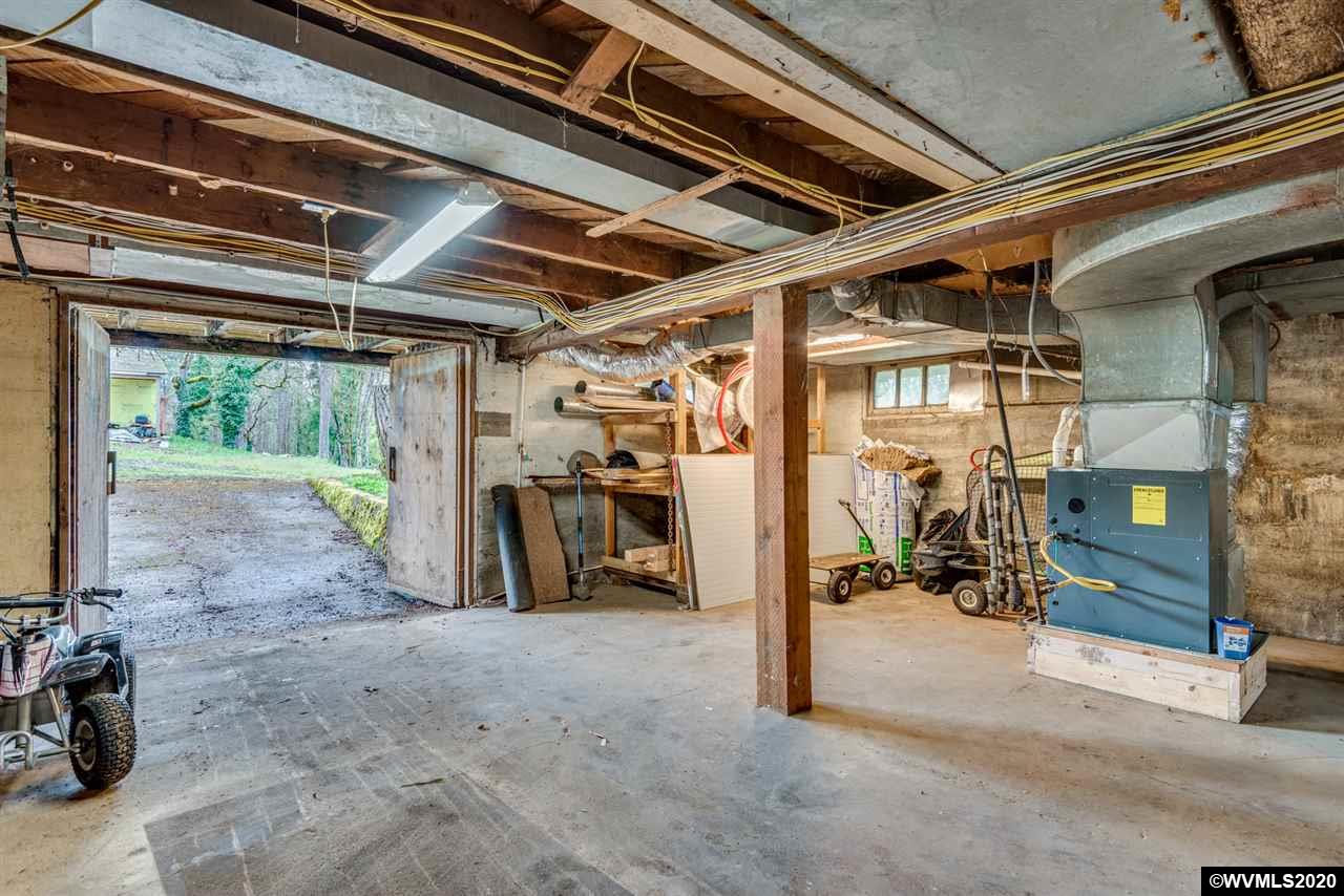 38203 Maple Street Lebanon, OR 97355 - Photo 30 of 42 Gallery Image 30