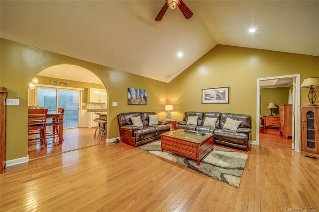 575 Windy Hill Road York, SC 29745 - Photo 8 of 40