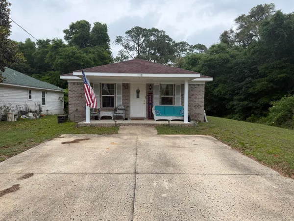 $2,225 | 138 Adams Street, Niceville, FL 32578