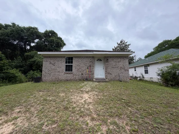$2,225 | 138 Adams Street, Niceville, FL 32578