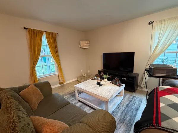 $2,225 | 138 Adams Street, Niceville, FL 32578