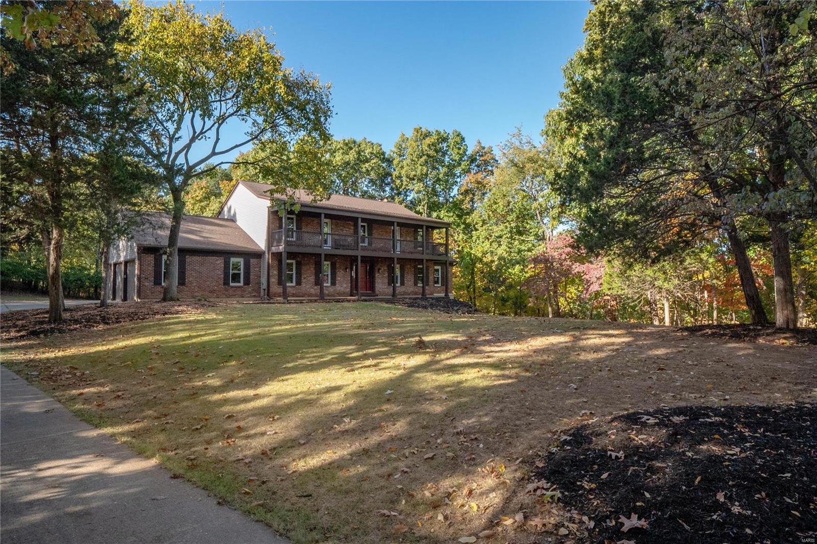 715 Rietzke Mountain Ballwin, MO 63021 - Photo 1 of 33 Gallery Image 1