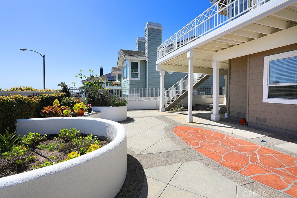 34072 Capistrano By The Sea Dana Point, CA 92629 - Photo 46 of 68 a view of a house with a tub and flower plants