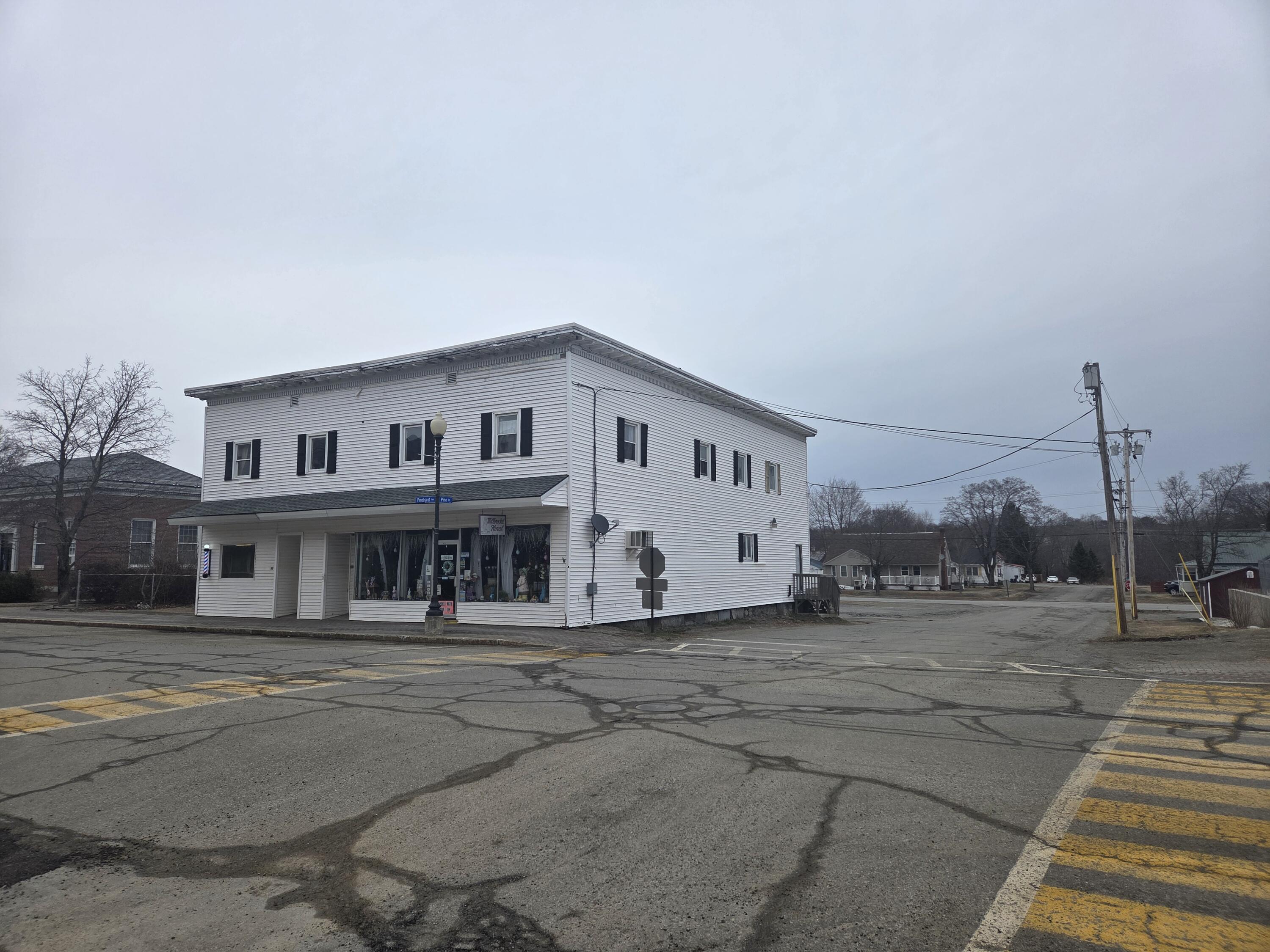97 Penobscot Avenue Millinocket, ME 04462 - Photo 22 of 23 1000005388