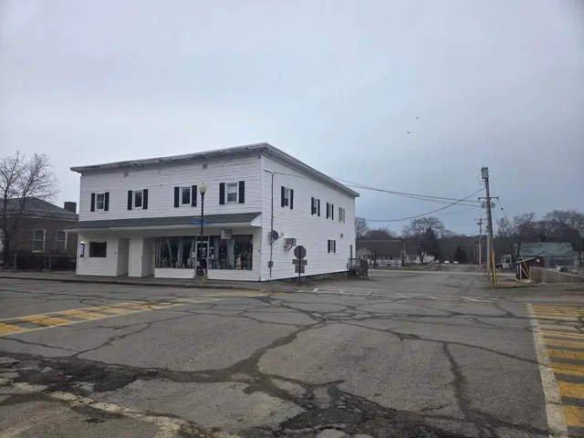 $1,499,999 | 97 Penobscot Avenue, Millinocket, ME 04462