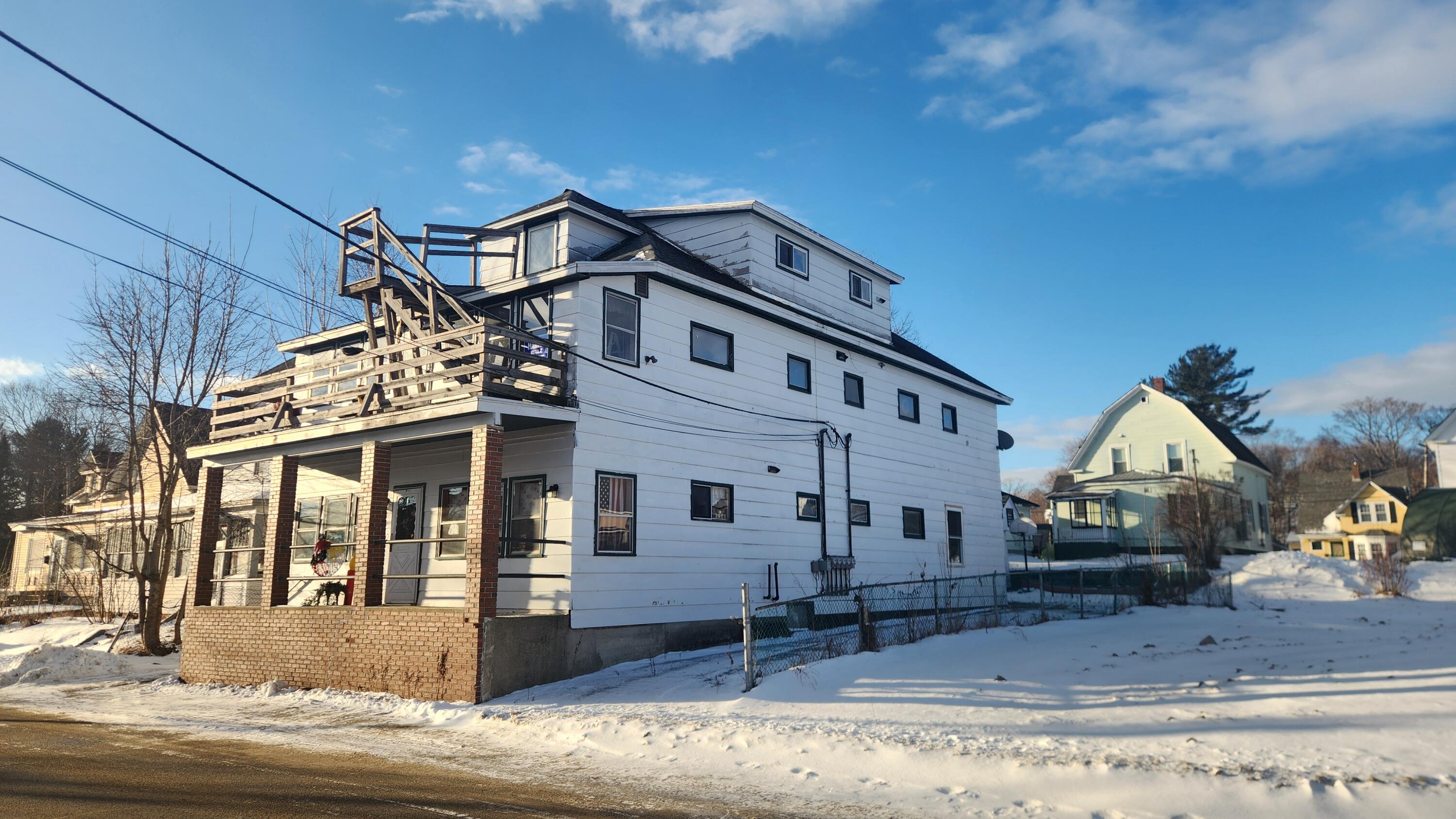 97 Penobscot Avenue Millinocket, ME 04462 - Photo 9 of 23 1000002880