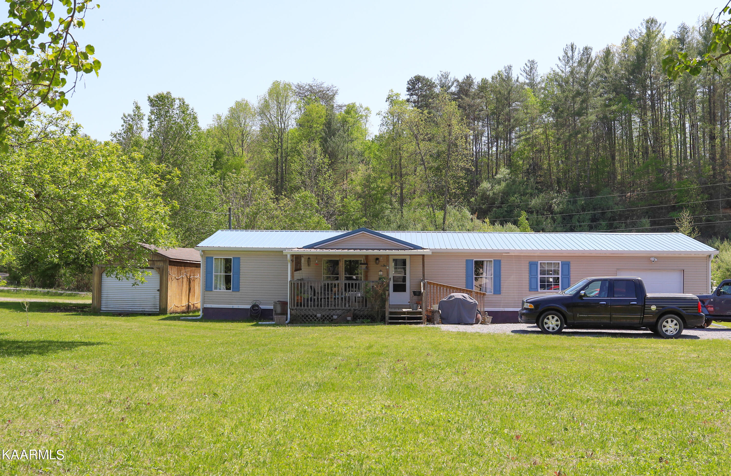 147 Pond Road Oliver Springs, TN 37840 - Photo 1 of 50 IMG_7065