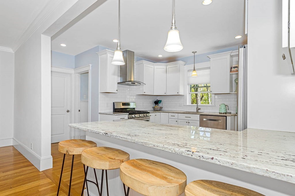 8 Searle Road Boston, MA 02132 - Photo 7 of 32 Gallery Image 7