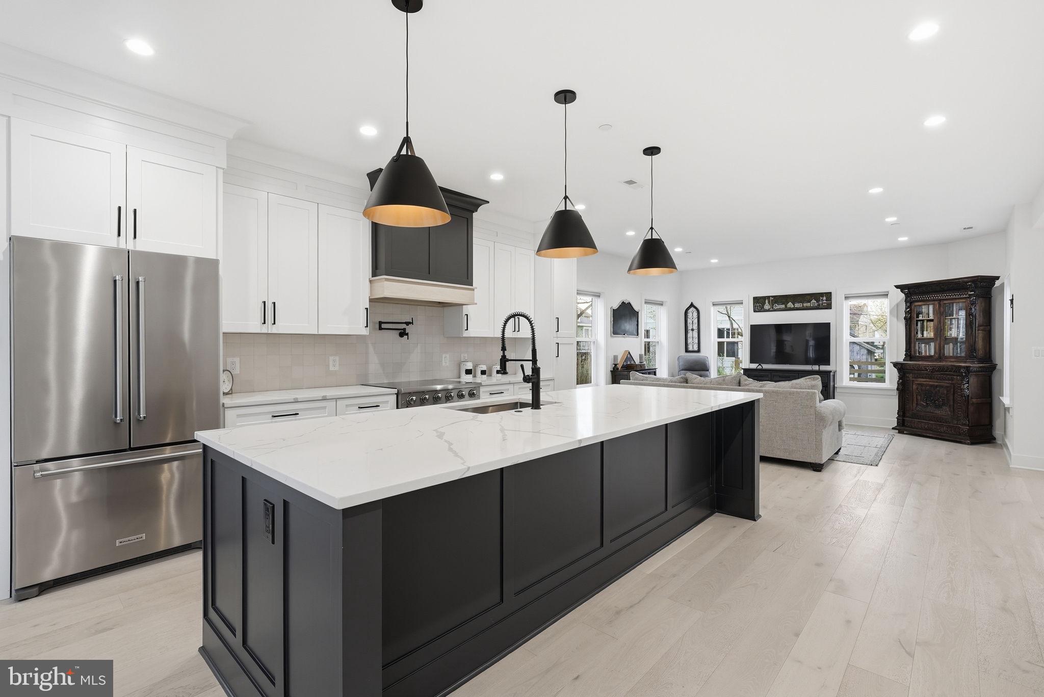 1422 Howard Road Annapolis, MD 21403 - Photo 6 of 61