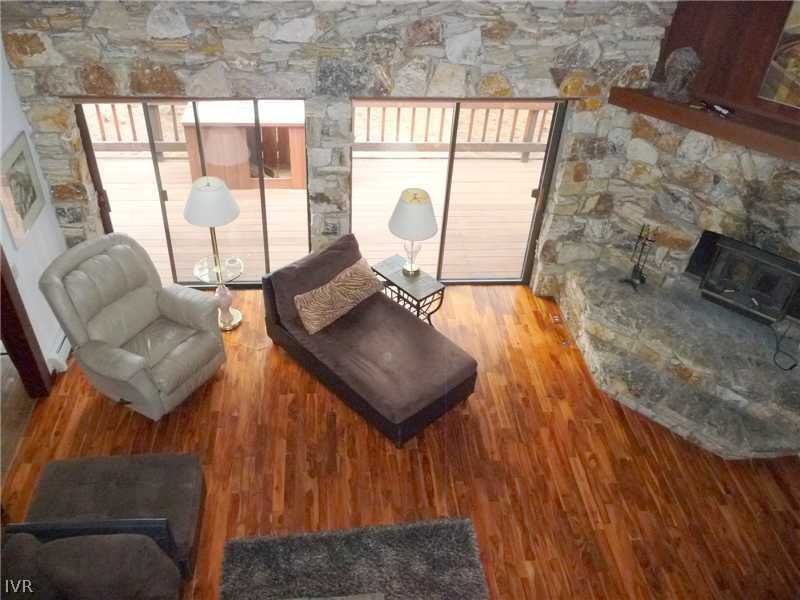 979 Cart Court Incline Village, NV 89451 - Photo 5 of 34 a living room with furniture