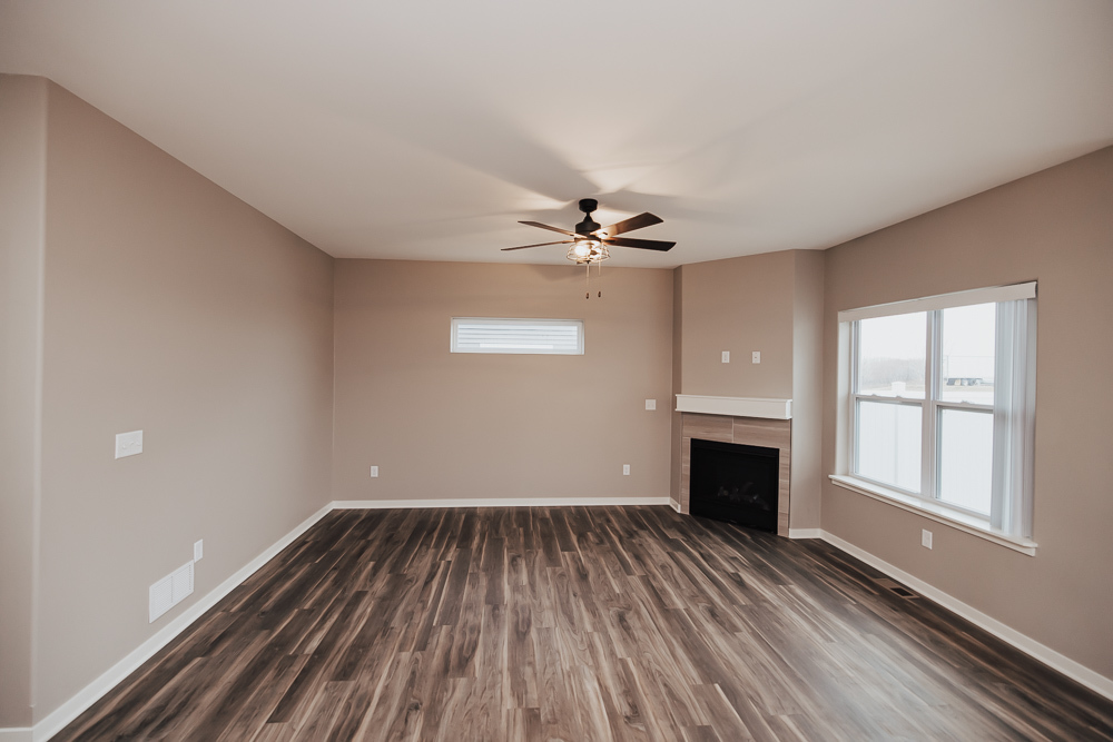 438 Anjali Court, Unit R Sycamore, IL 60178 - Photo 13 of 27 Gallery Image 13