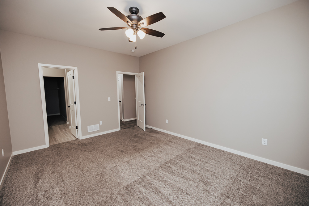 438 Anjali Court, Unit R Sycamore, IL 60178 - Photo 16 of 27 Gallery Image 16