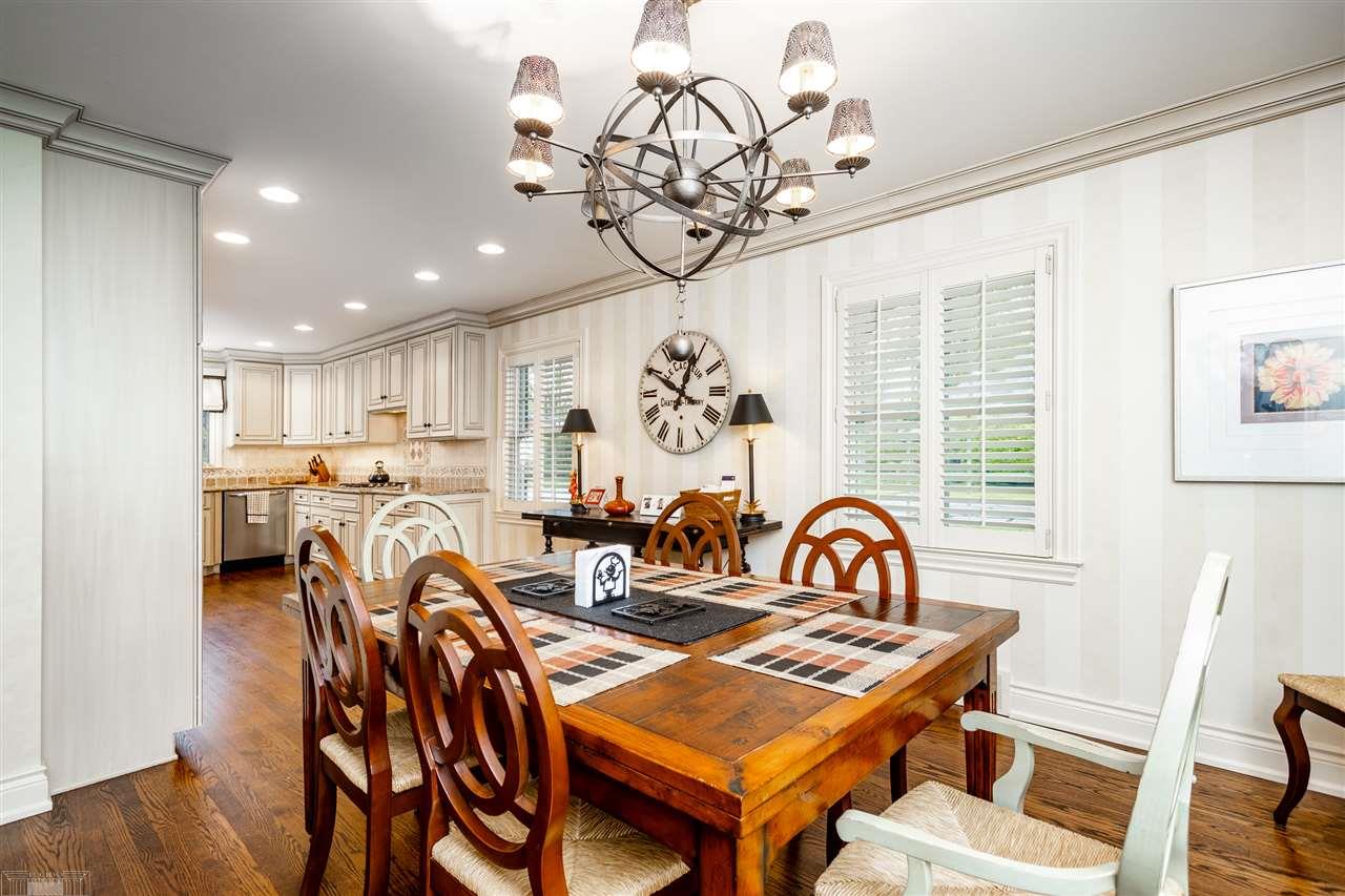 152 Cloverly Road Grosse Pointe Farms, MI 48236 - Photo 21 of 59