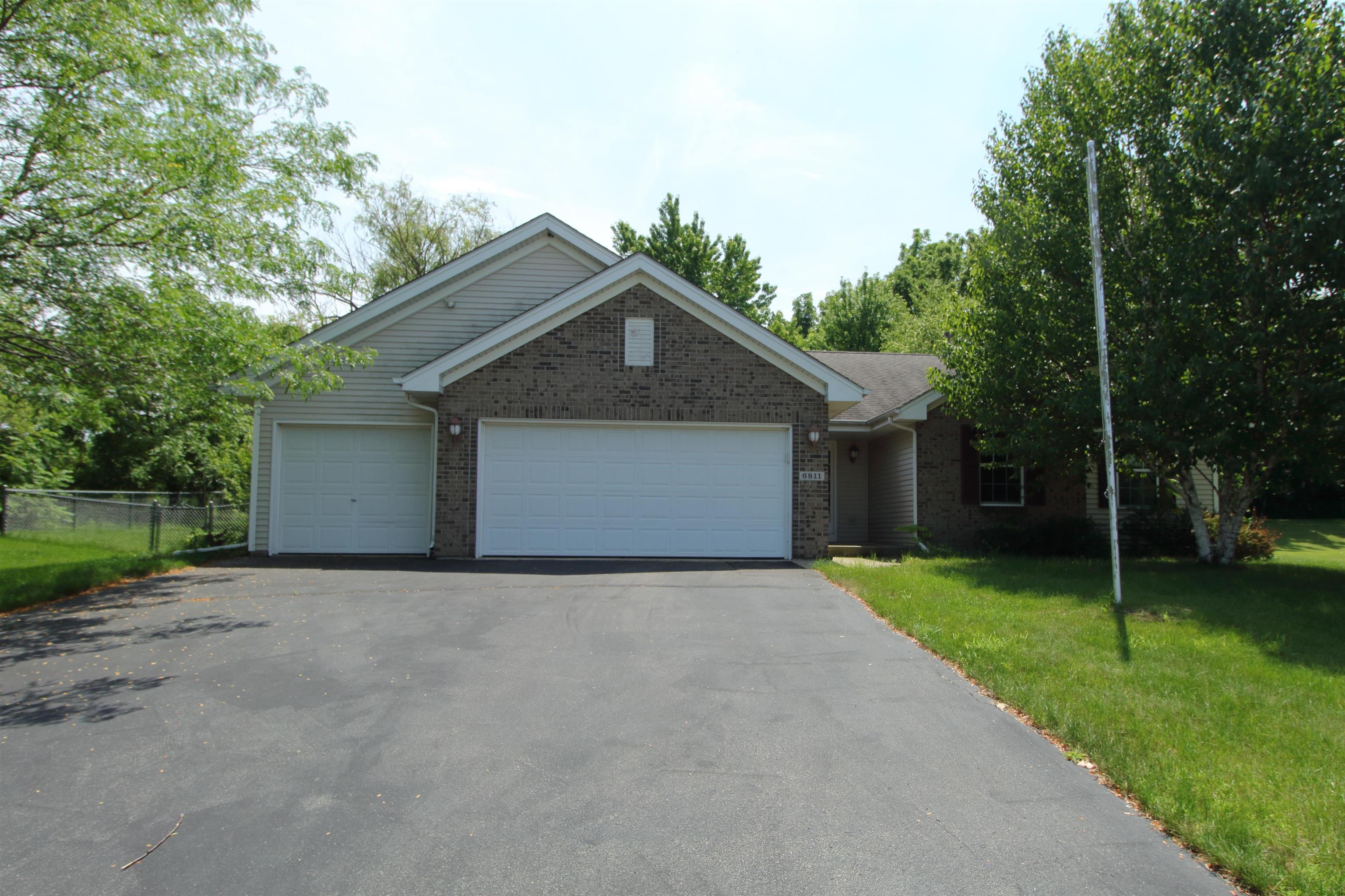 6811 Hedgewood Road Rockford, IL 61108 - Photo 1 of 23