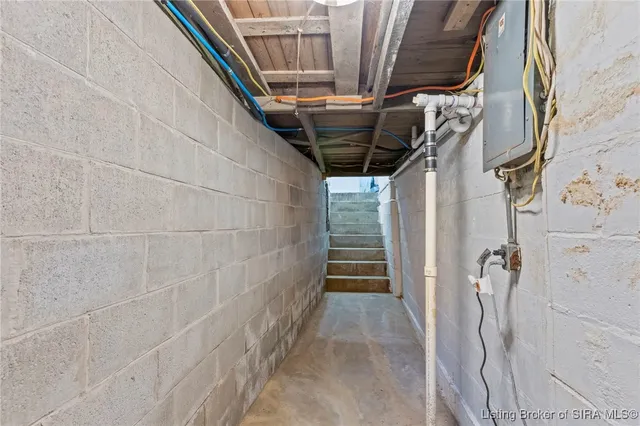 $224,900 | 1207 West Main Street, Madison, IN 47250