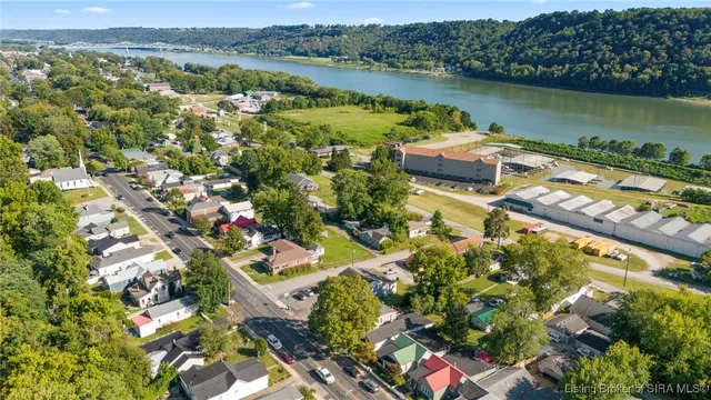 $224,900 | 1207 West Main Street, Madison, IN 47250