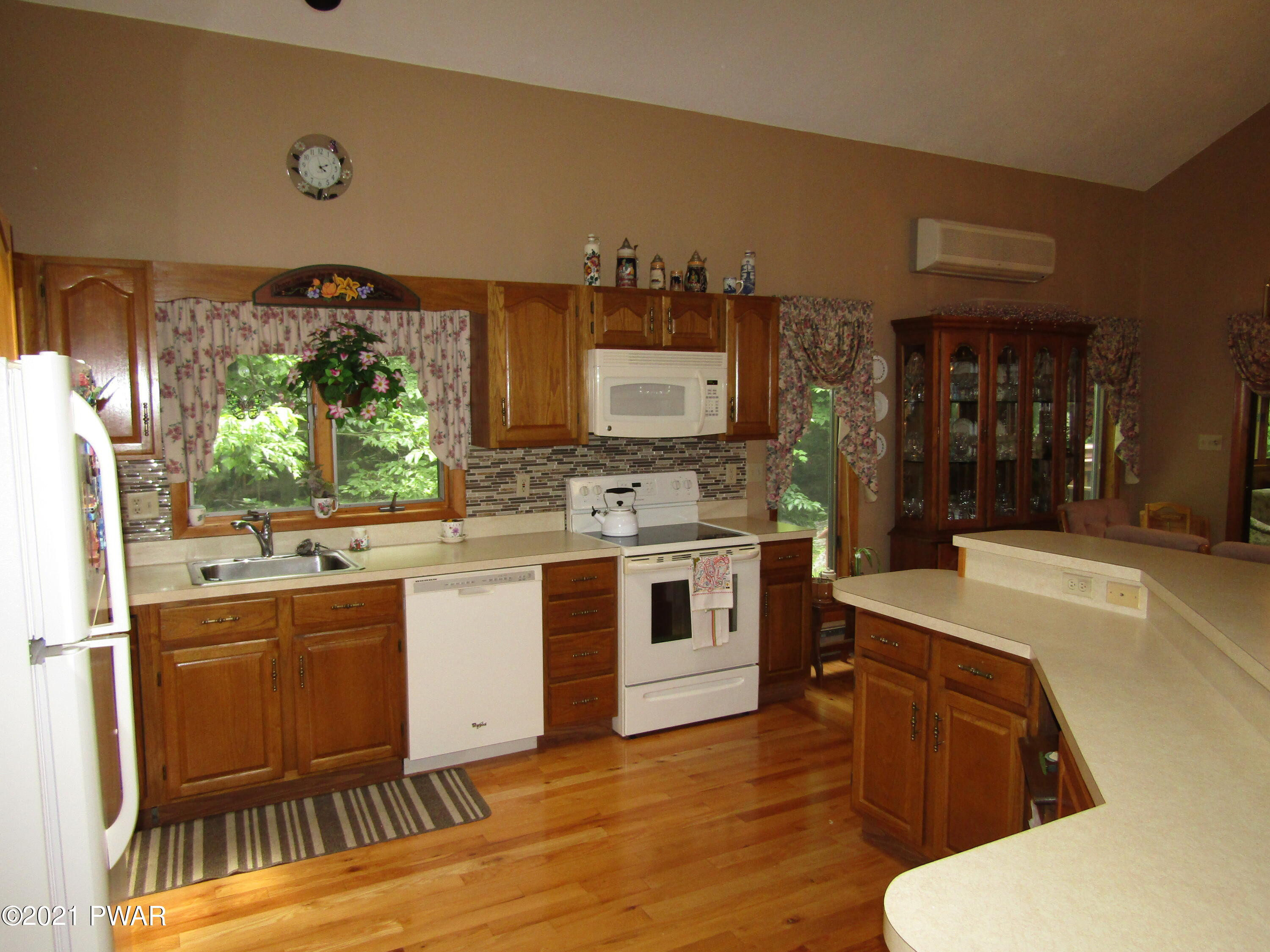 41 Cliffwood Road Lake Ariel, PA 18436 - Photo 15 of 42