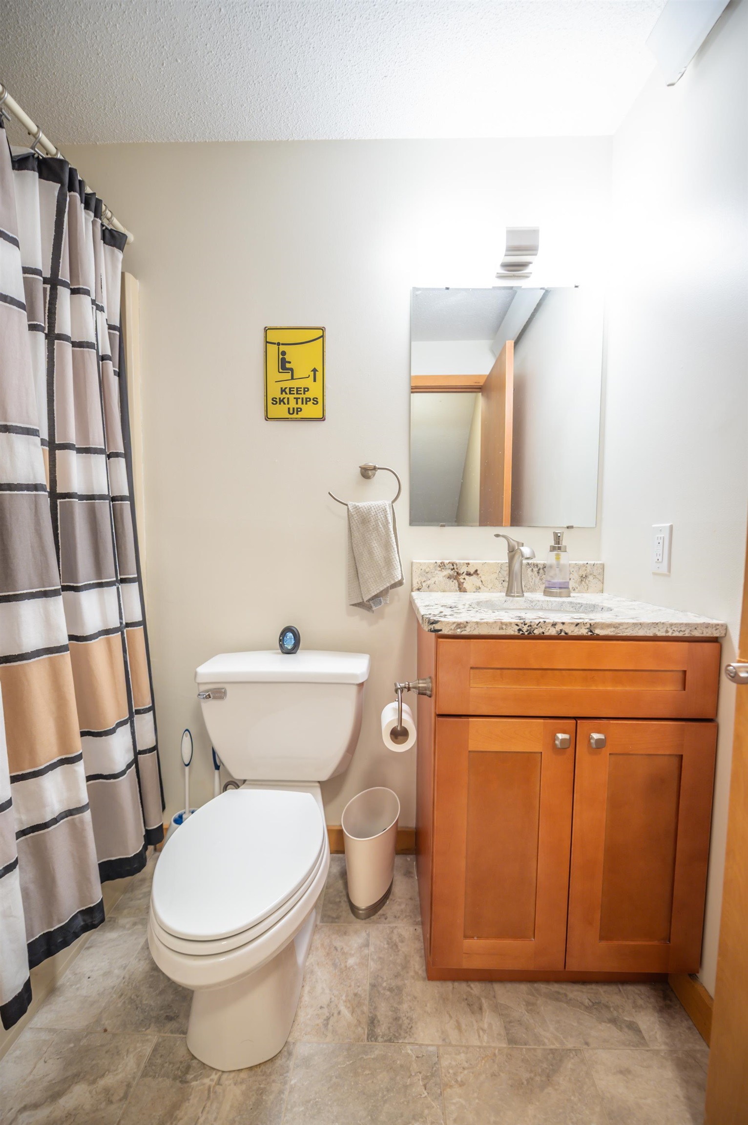 32 D Cross Town Road West Dover, VT 05356 - Photo 4 of 16