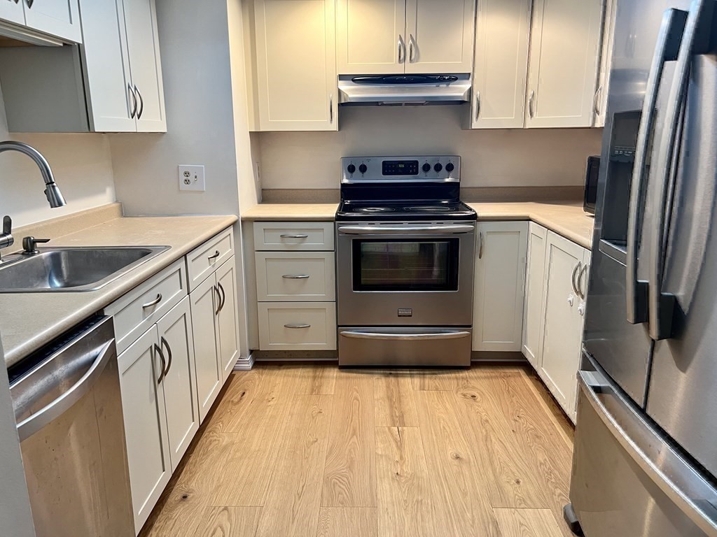 1731 Beacon Street, Unit 615 Brookline, MA 02445 - Photo 6 of 19