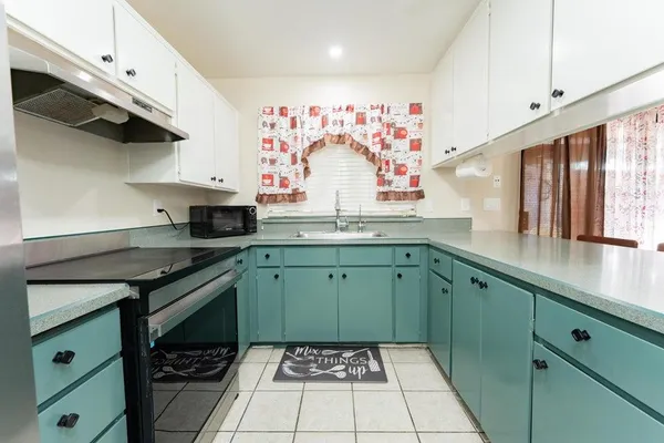 $285,000 | 1818 South Cain Street, Visalia, CA 93292