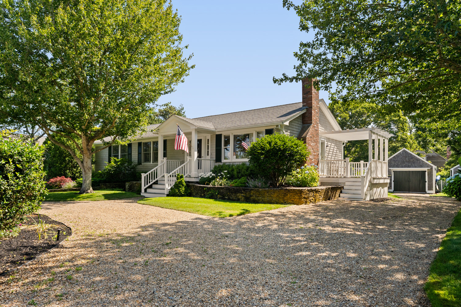 21 Kitts Field Circle Edgartown, MA 02539 - Photo 2 of 34 a view of a house with swimming pool next to a yard