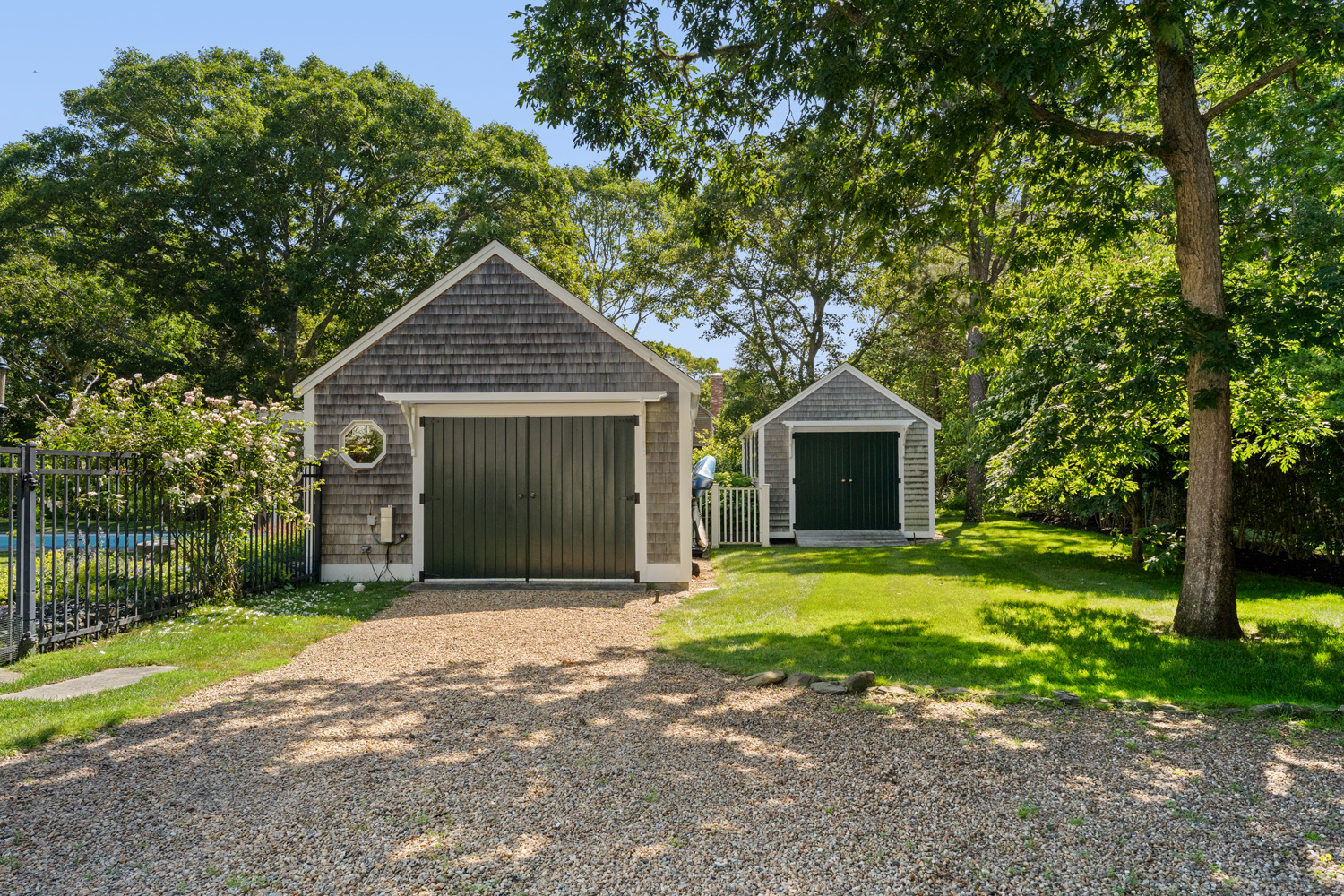 21 Kitts Field Circle Edgartown, MA 02539 - Photo 29 of 34 a front view of a house with yard and green space
