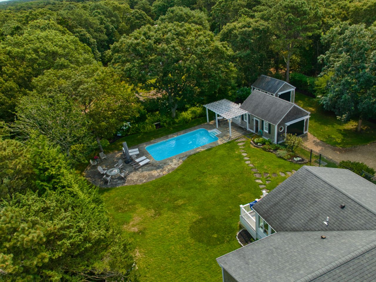 21 Kitts Field Circle Edgartown, MA 02539 - Photo 4 of 34 a view of a house with a yard