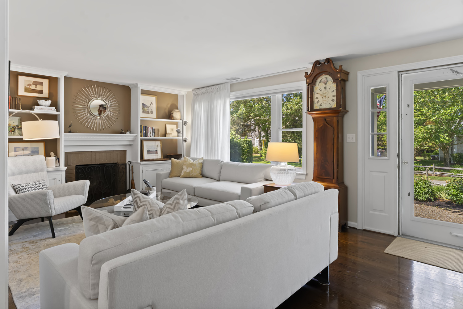 21 Kitts Field Circle Edgartown, MA 02539 - Photo 6 of 34 a living room with furniture and a fireplace