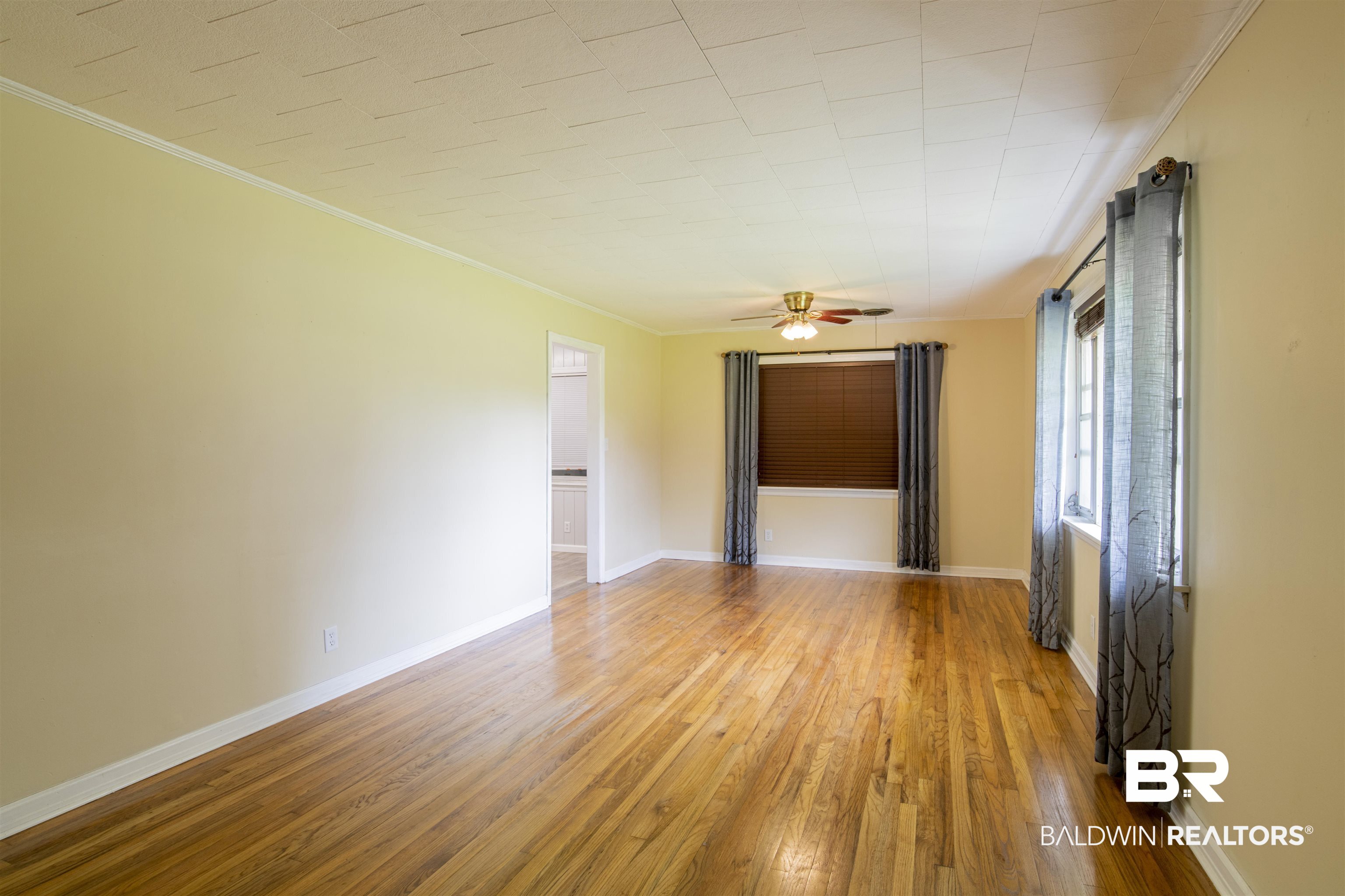 601 East Myrtle Avenue Foley, AL 36535 - Photo 7 of 18