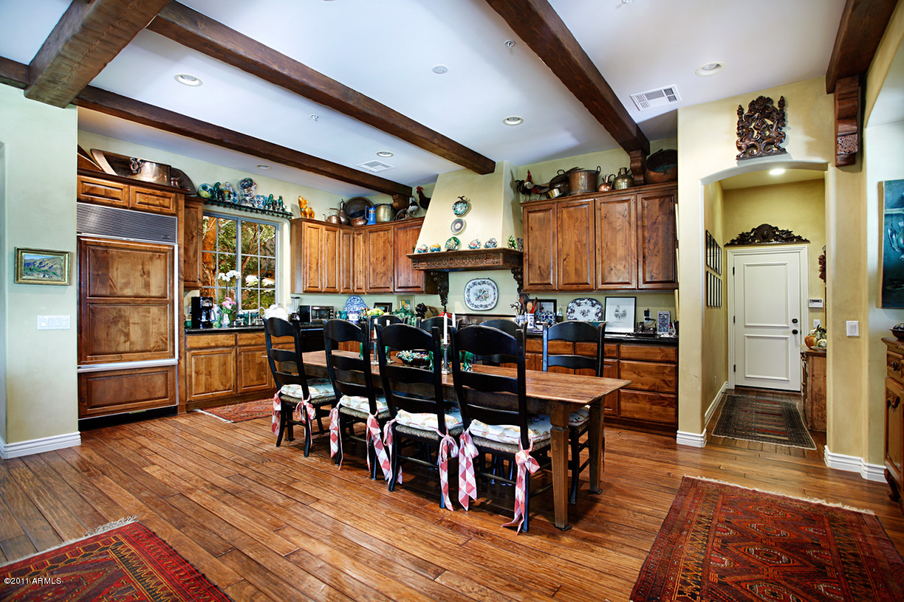 9280 East Mountain Spring Road Scottsdale, AZ 85255 - Photo 11 of 44 Kitchen
