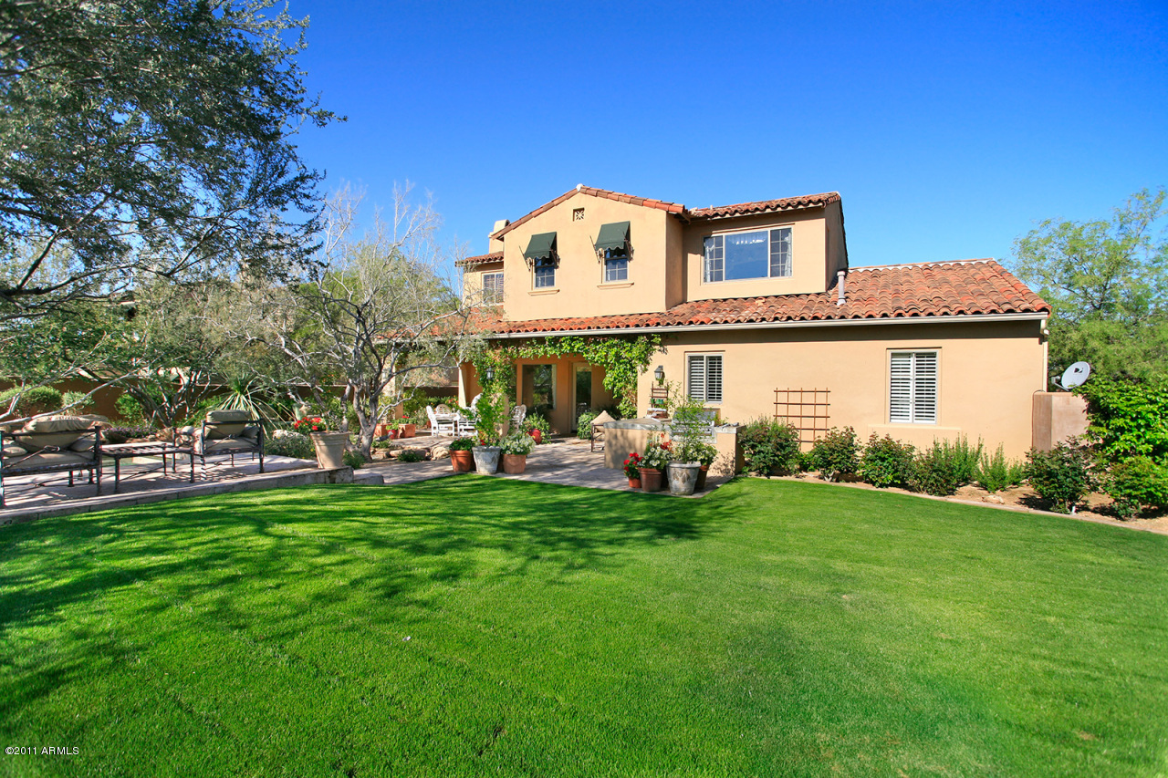 9280 East Mountain Spring Road Scottsdale, AZ 85255 - Photo 33 of 44 Backyard
