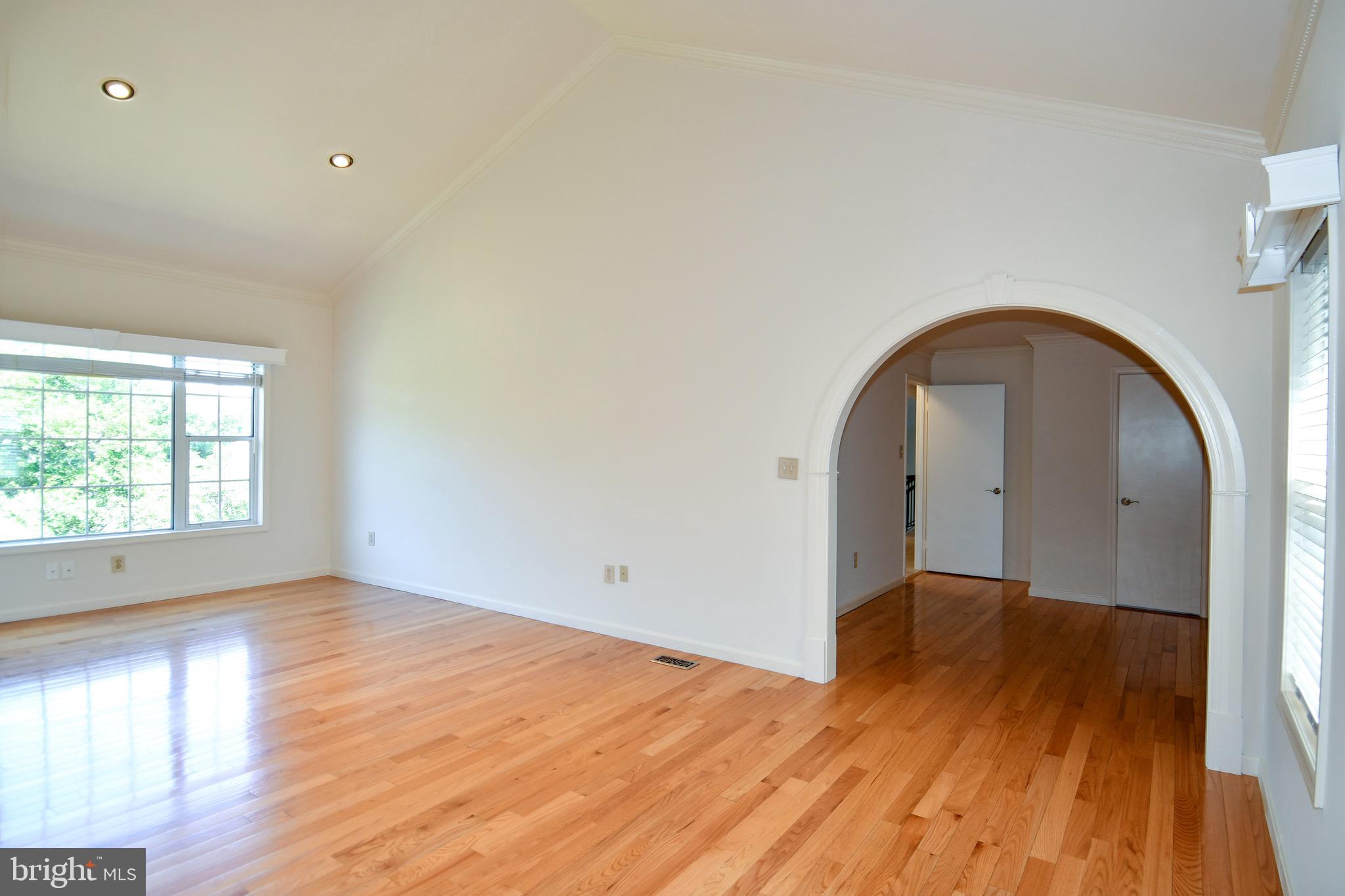 11061 Tottenham Lane Reston, VA 20194 - Photo 35 of 89