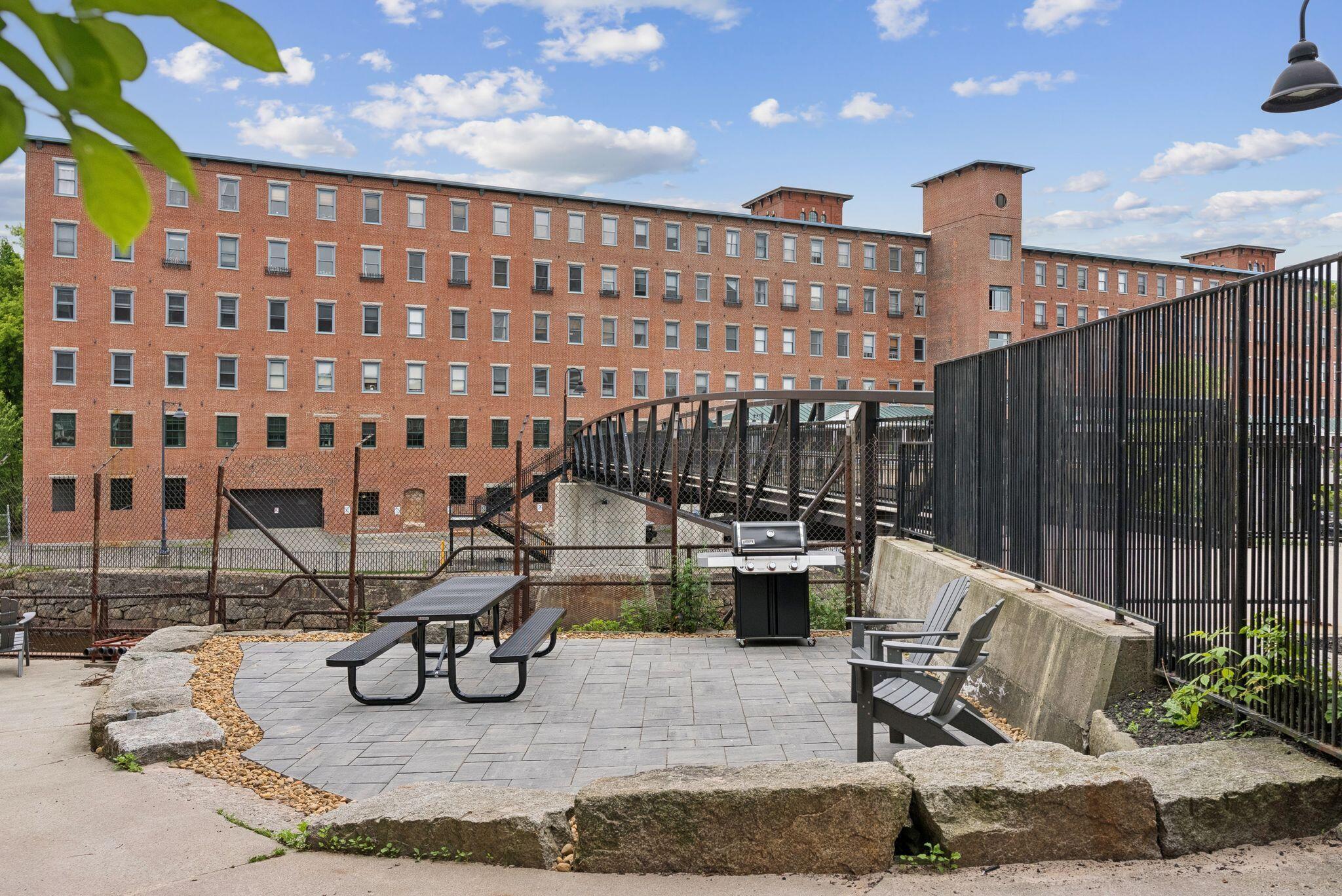 2 Main Street, Unit 17414 Biddeford, ME 04005 - Photo 14 of 38 Mini park near the riverwalk