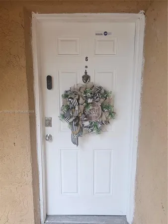 $2,000 | 1241 Northwest 6 Street, Unit 6, Miami, FL 33125